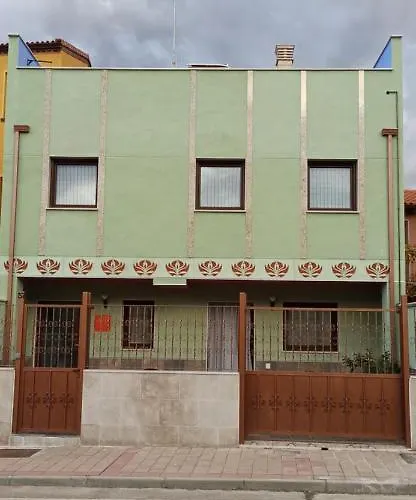 Turísticos 3 Golondrinas Apartamento *